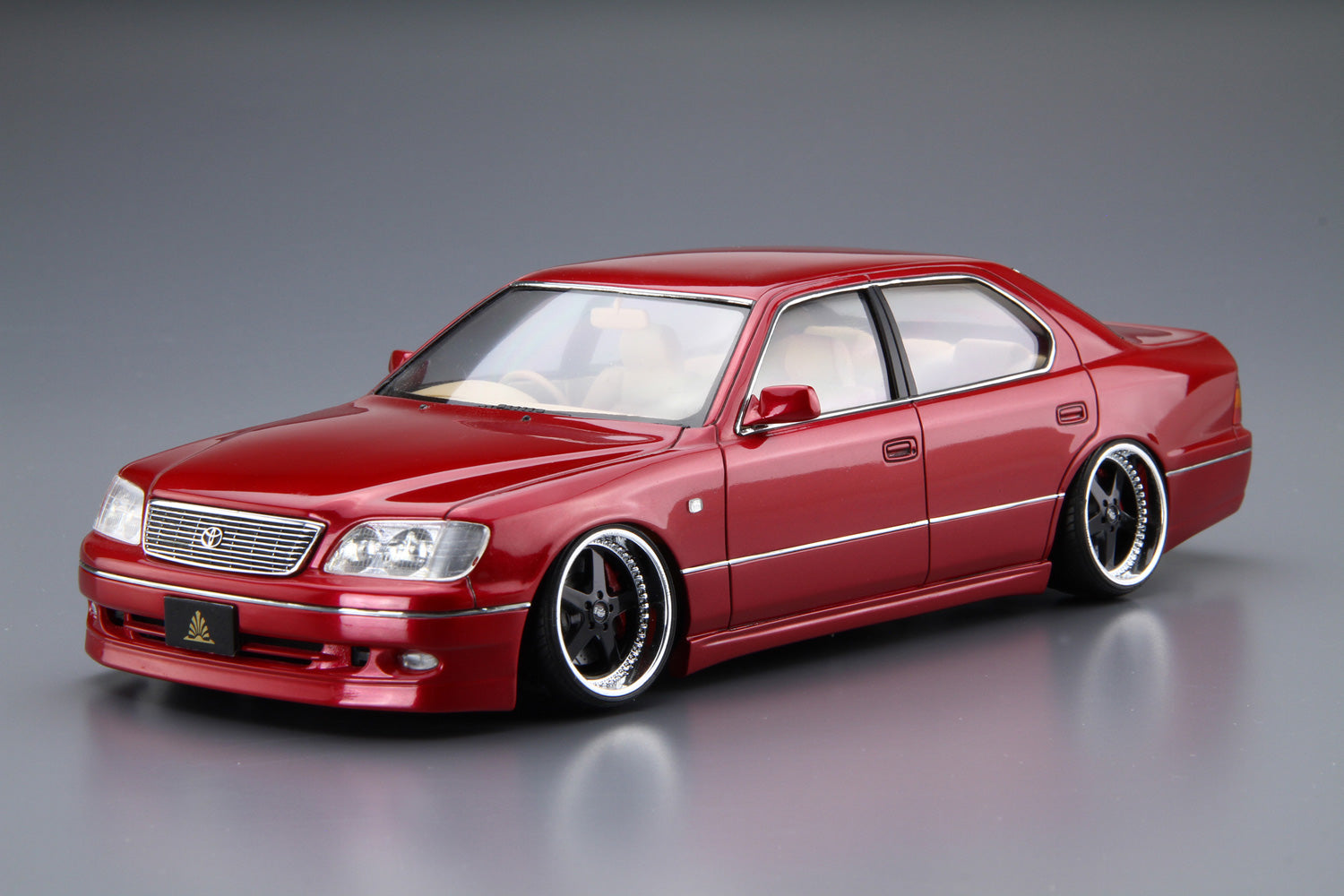 Aoshima 1/24 Toyota Auto Couture UCF21 Celsior '97 Plastic Model Kit