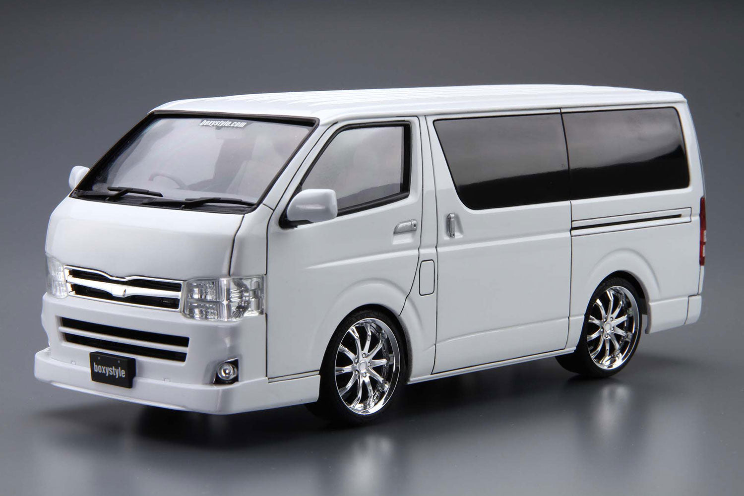 Aoshima 1/24 Tuned Car #3 Boxystyle TRH200V Hiace Super GL 10 (Toyota)