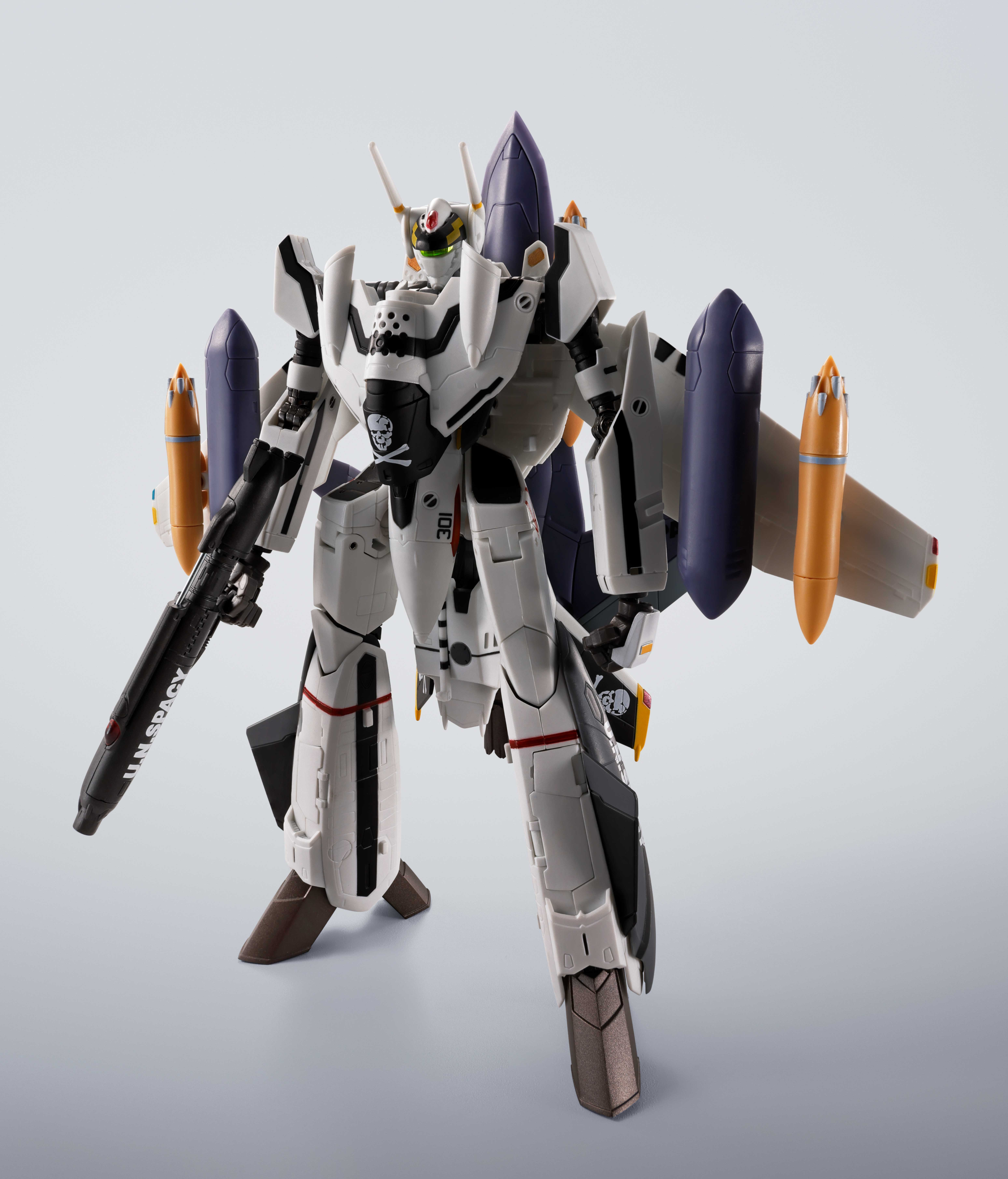 Bandai x Tamashii Nations Hi-Metal R VF-0S Phoenix (Roy Focker Use) + QF-2200D-B Ghost "Macross" Model Kit
