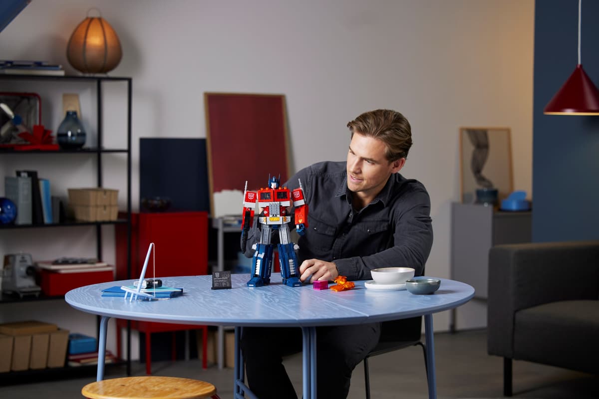 LEGO® Icons: Optimus Prime