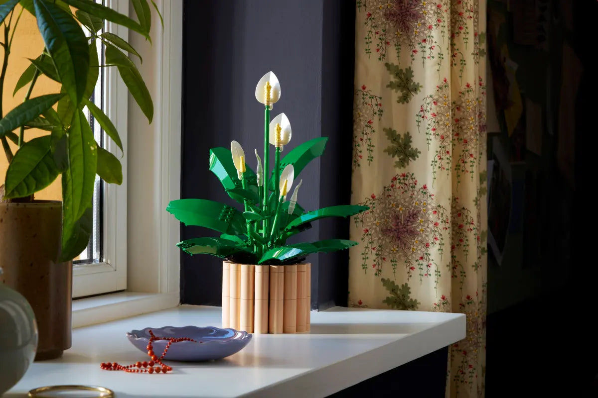 LEGO Botanicals: Peace Lily