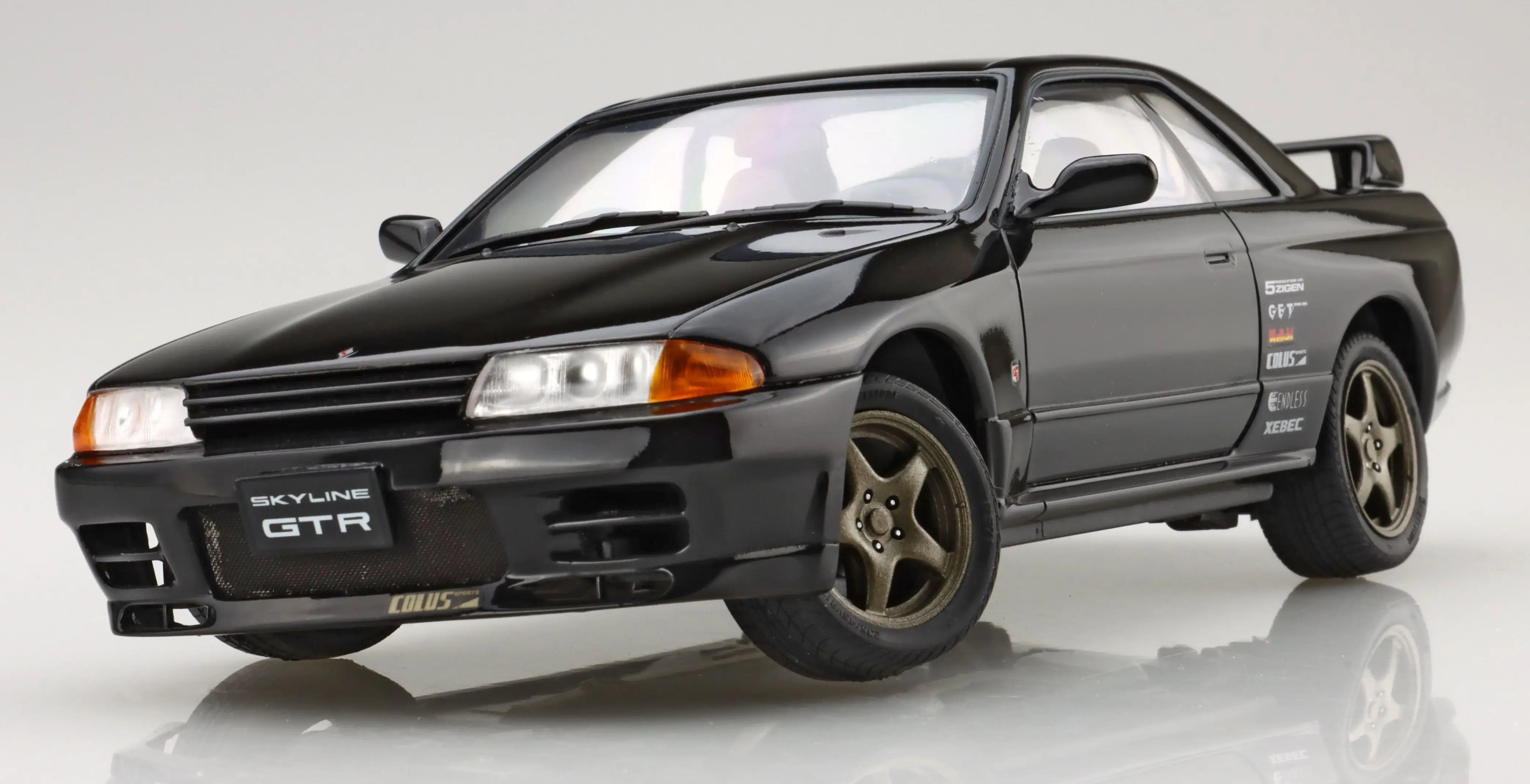 Fujimi 1/24 Tohge-15 EX-1 Nissan Skyline GT-R (R32) Special Edition (w/ Carbon Bonnet Decal) Model Kit