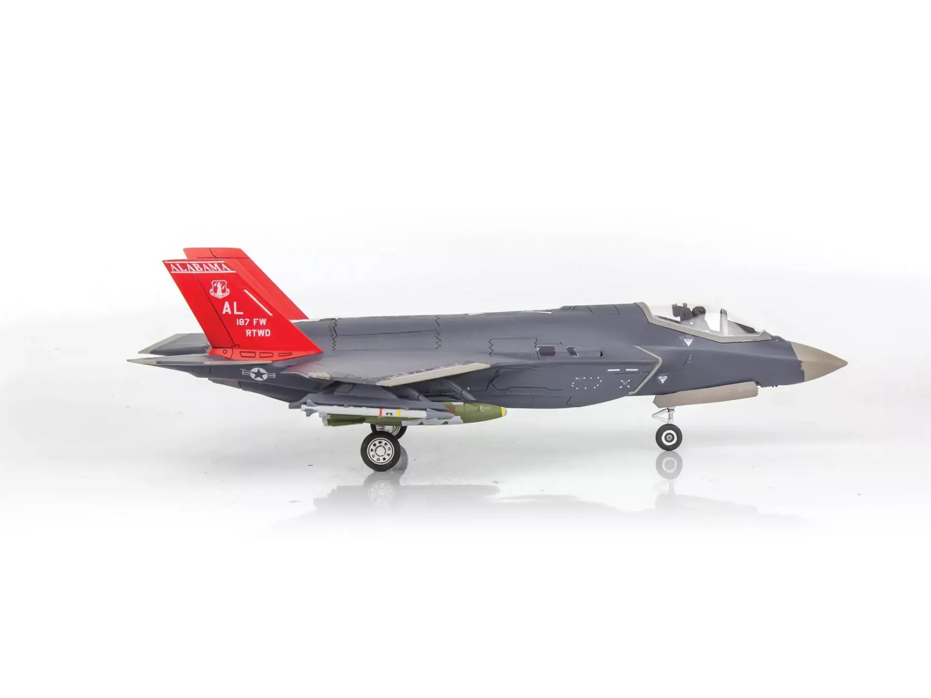 Revell 1/72 Lockheed Martin F-35A Lightning II Model Kit