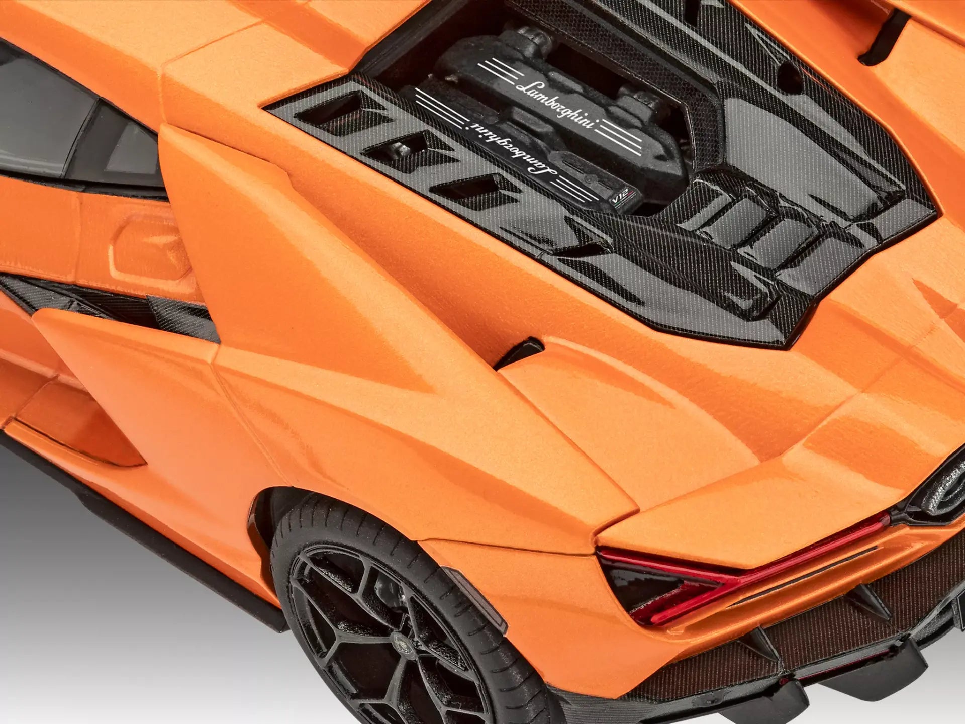 Revell 1/24 Lamborghini Revuelto Model Kit