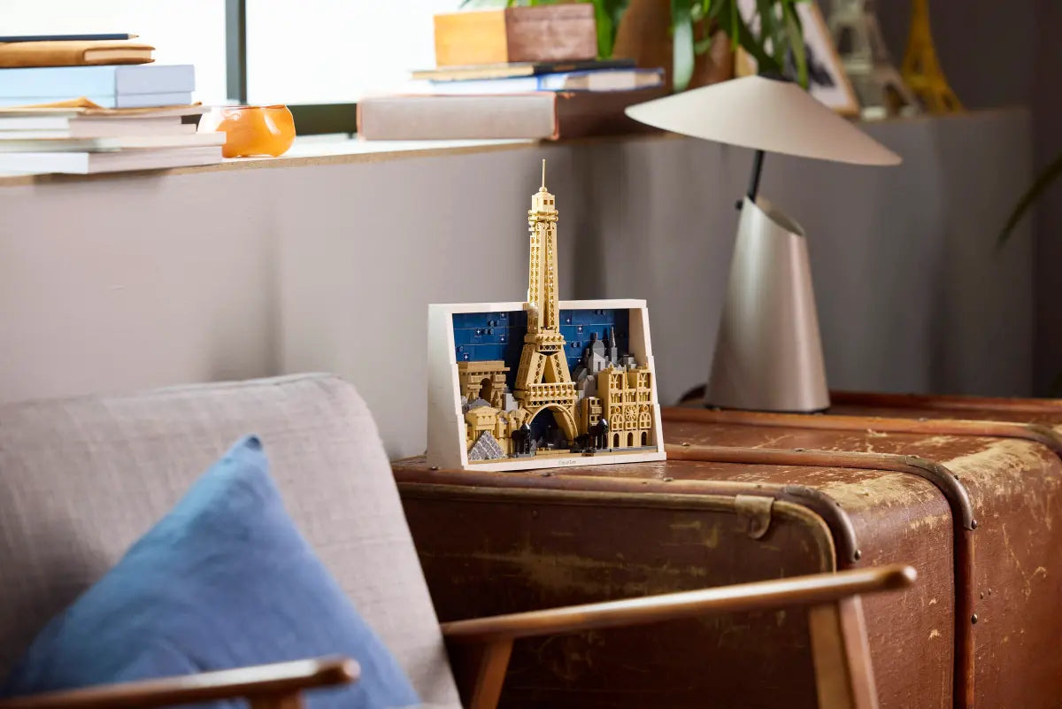 LEGO Architecture: Paris – City of Love