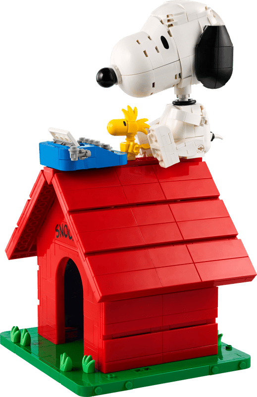 LEGO® Ideas: Peanuts: Snoopy's Doghouse