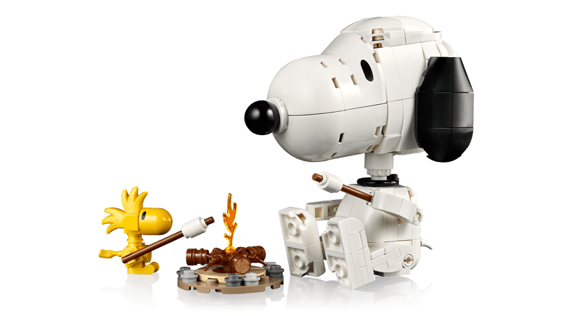 LEGO® Ideas: Peanuts: Snoopy's Doghouse