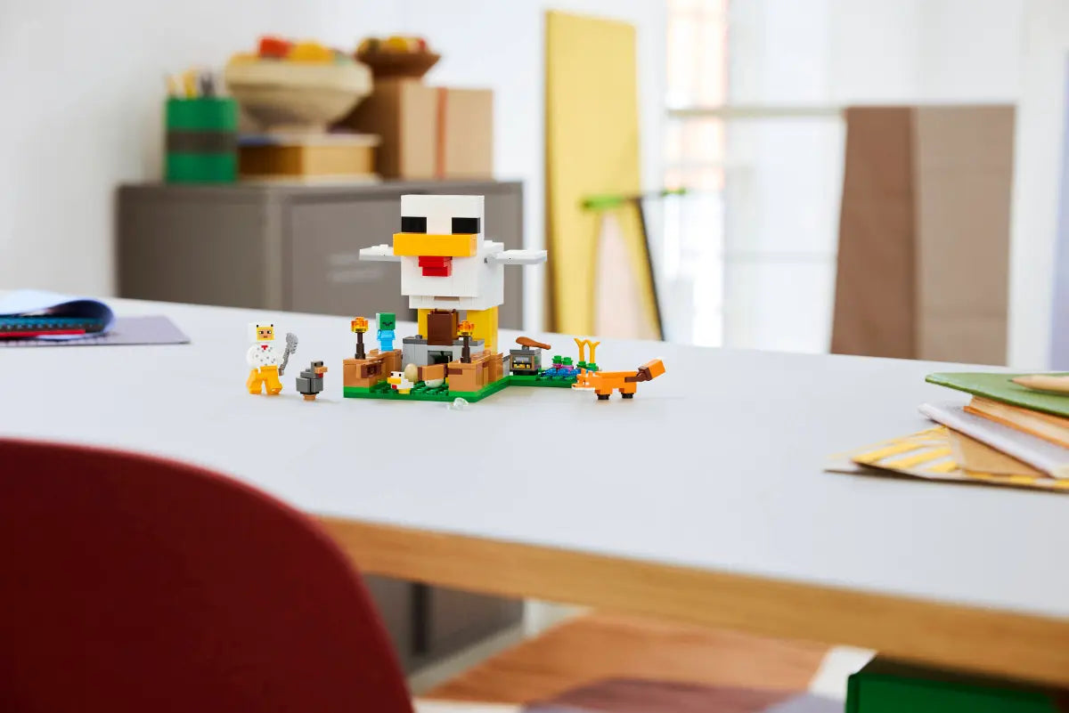 LEGO Minecraft: Chicken Farm