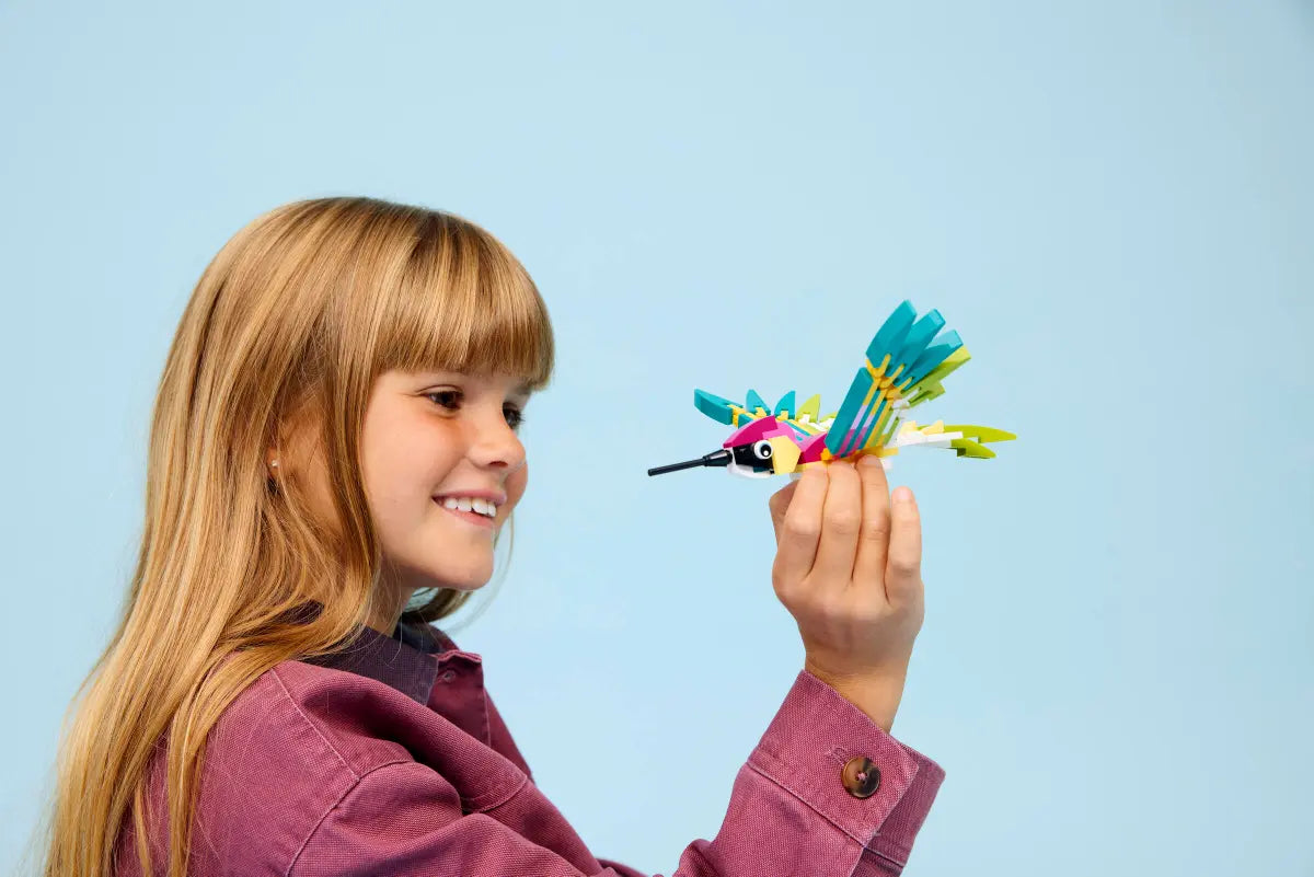 LEGO Creator: Wild Animals: Colorful Hummingbird