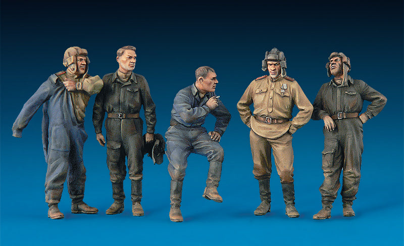 MiniArt 1/35 T-80 Soviet Light Tank w/Crew - Special Edition