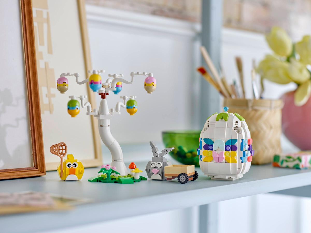 LEGO Icons: Easter Bunny and Chick Egg Hunt