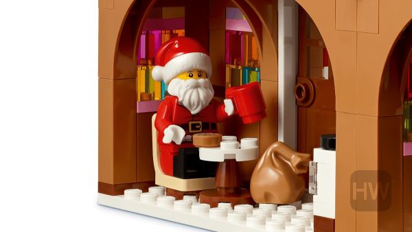 Lego Festive Gingerbread House