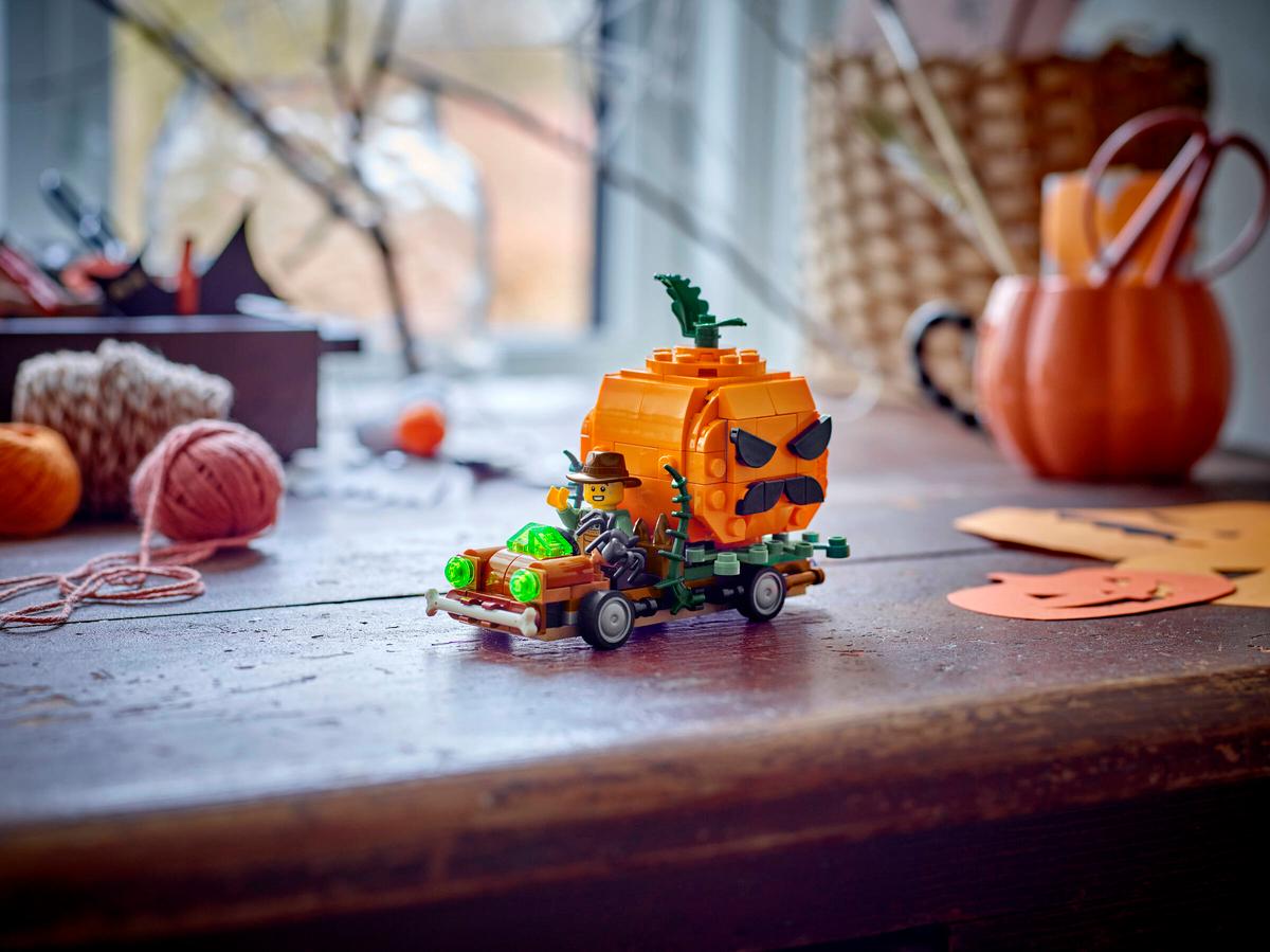 LEGO® Other: Jack-O'-Lantern Pickup Truck