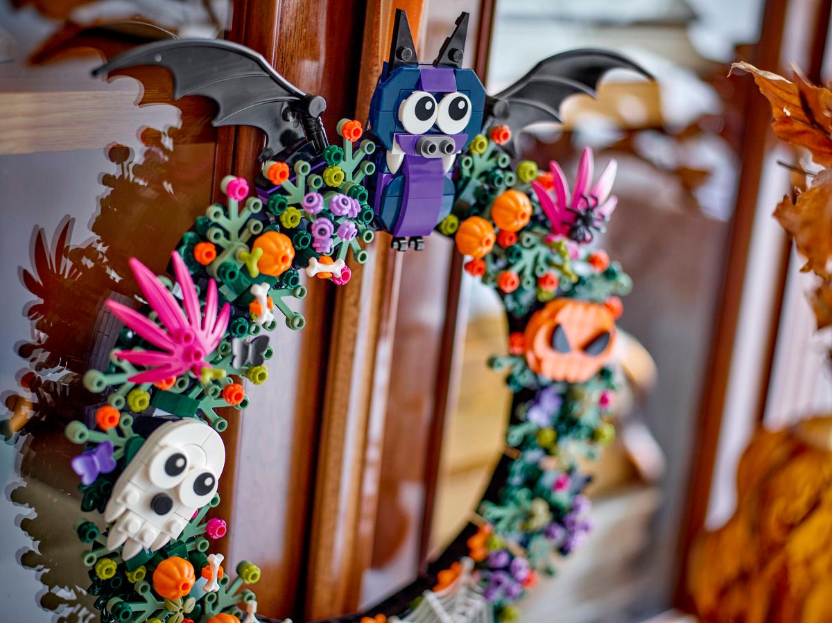 LEGO® Other: Halloween Wreath