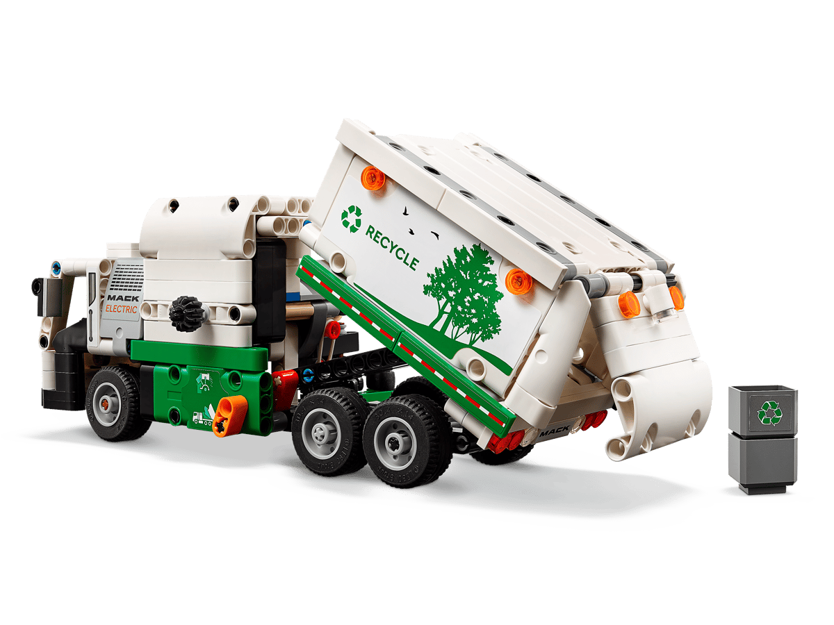 LEGO® Technic: Mack® LR Electric Garbage Truck