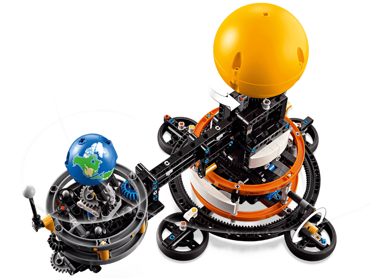 LEGO® Technic: Planet Earth and Moon in Orbit