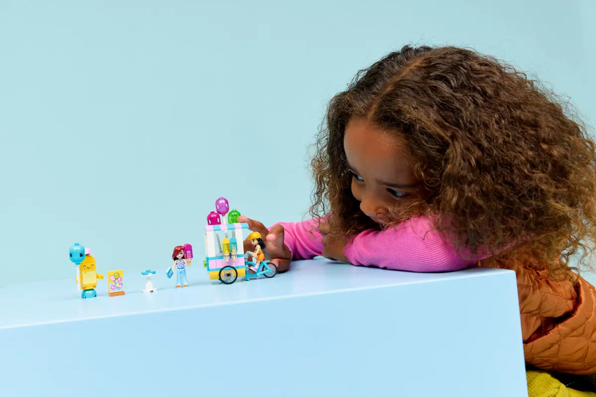 LEGO® Friends™: Ice Cream & Balloon Stand