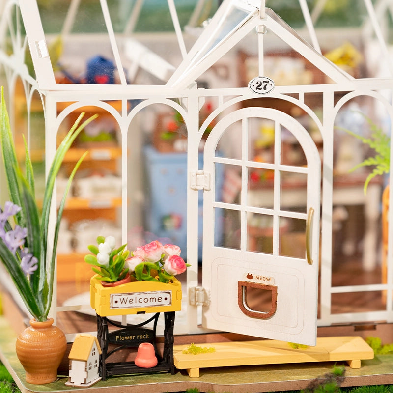 Rolife Dreamy Garden House DIY Miniature House Kit