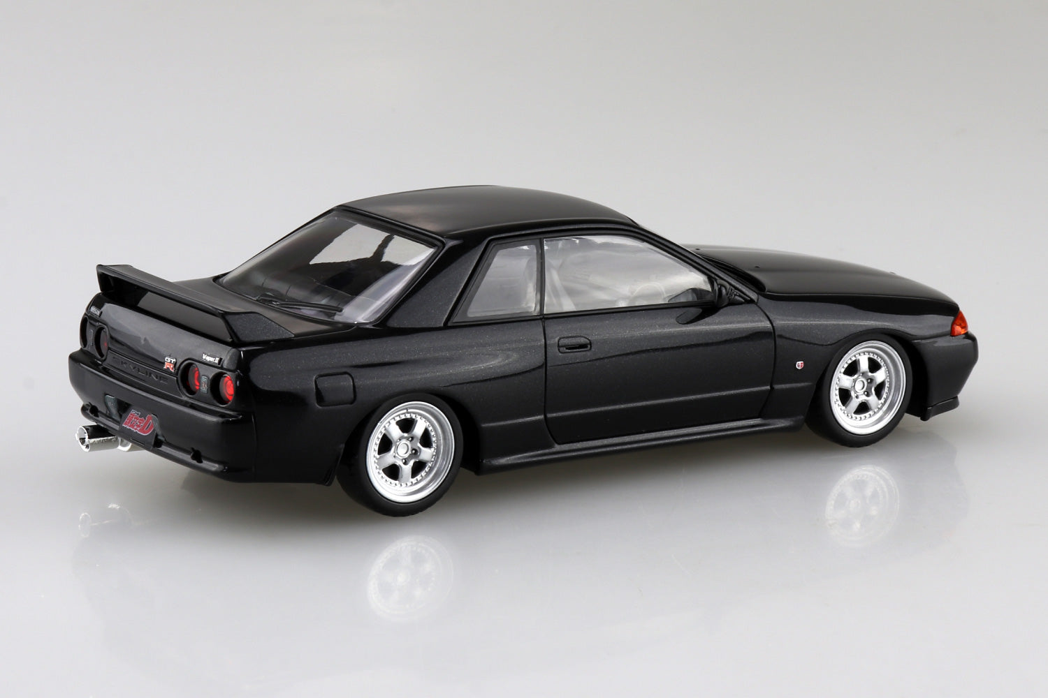 Aoshima 1/32 Initial D Nakazato's GT-R Model Car