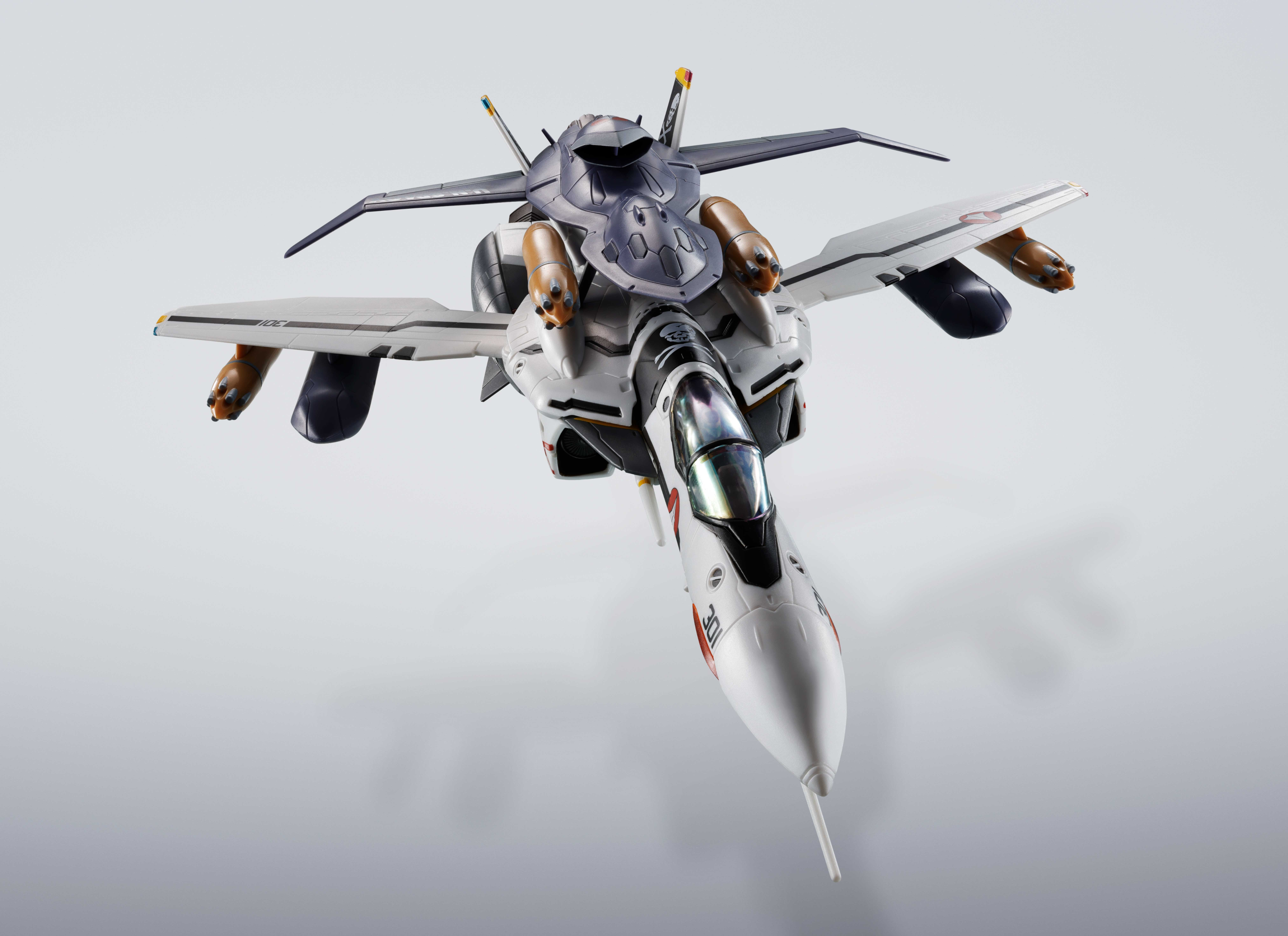 Bandai x Tamashii Nations Hi-Metal R VF-0S Phoenix (Roy Focker Use) + QF-2200D-B Ghost "Macross" Model Kit
