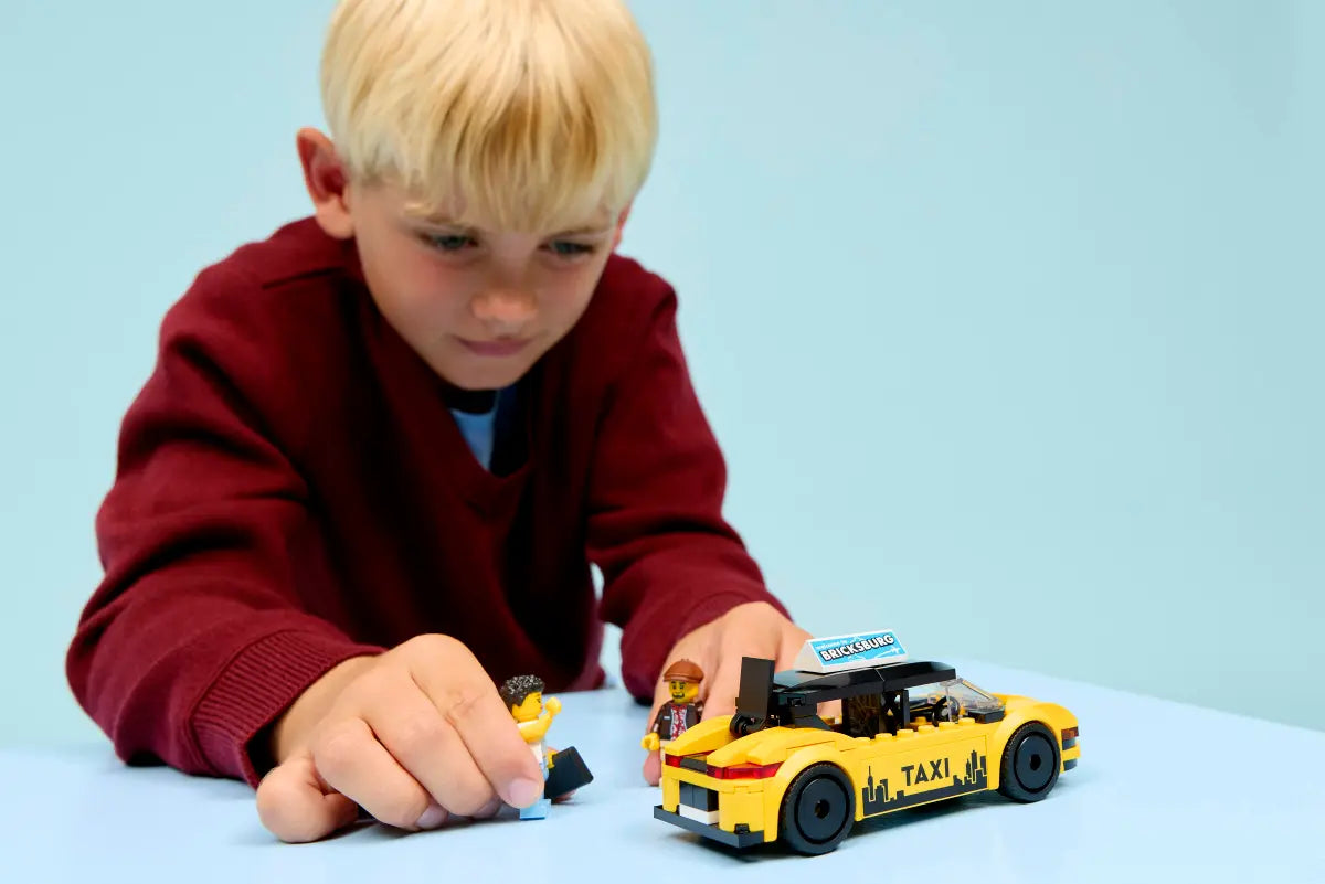 LEGO® City: Yellow Taxi
