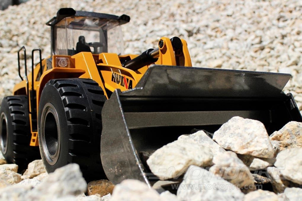 Huina C972M Die-Cast 1/14 Scale RTR Wheel Loader