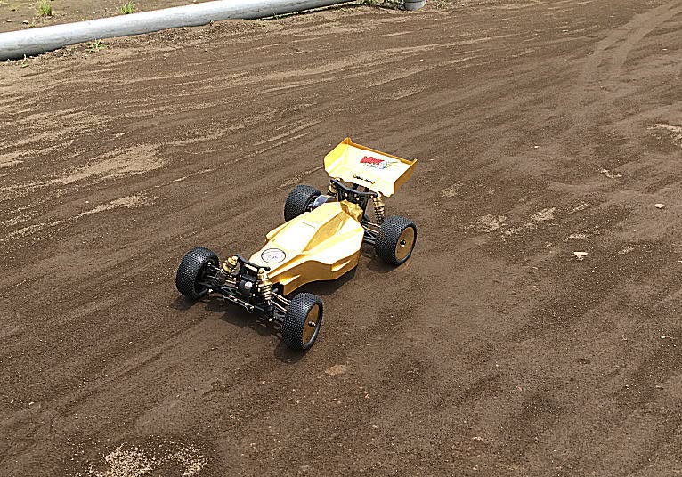 Hirosaka RC Family 50th Anniversary XTRADA GOLD FAMILY – Limited Edition