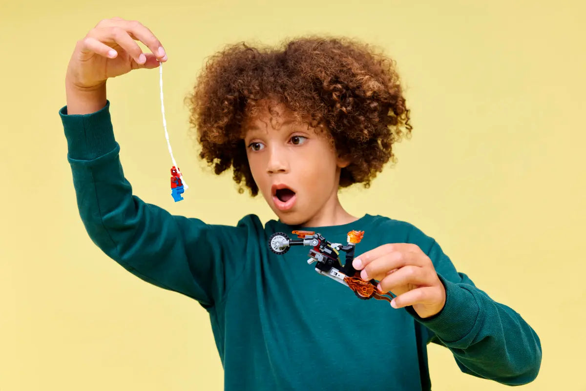 LEGO® Marvel: Spider-Man vs. Ghost Rider Motorcycle