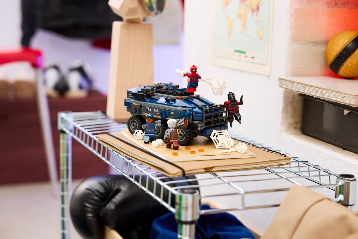 LEGO® Marvel: Spider-Man Prison Transport Chase