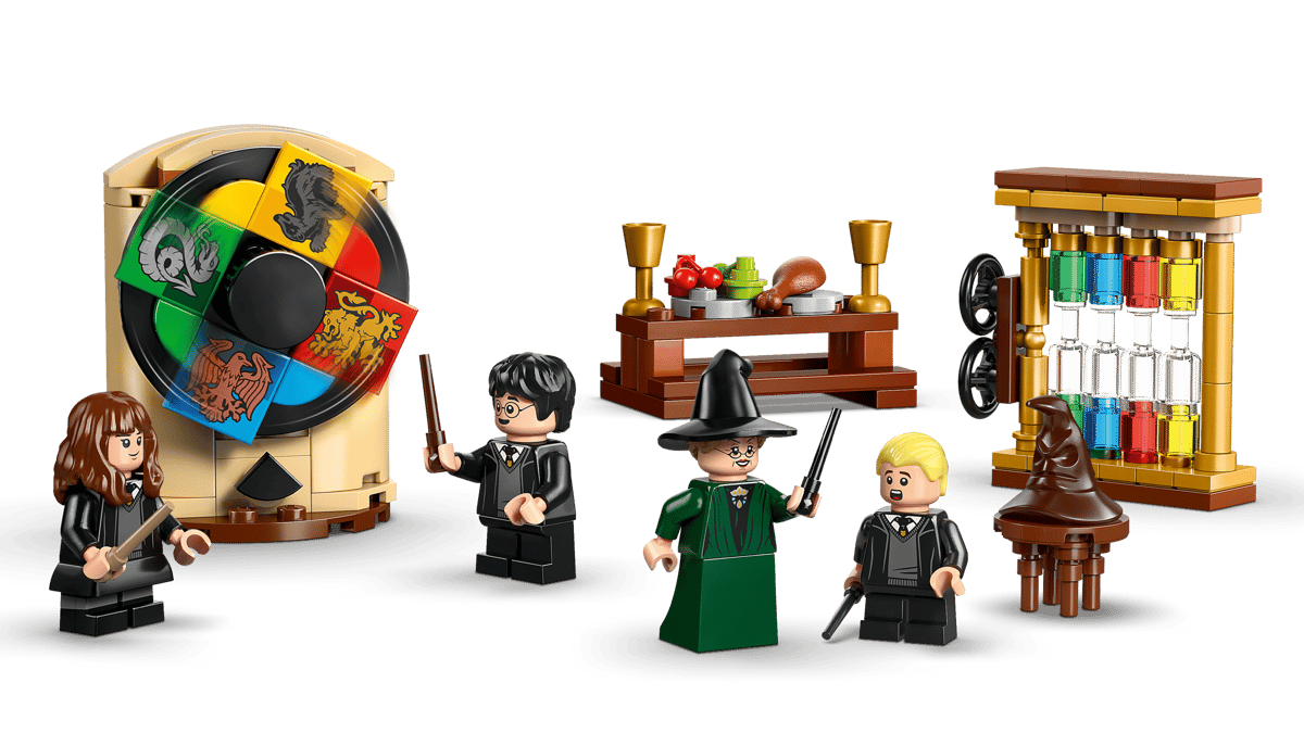 LEGO Harry Potter: Hogwarts™ Castle: Sorting Hat™ Ceremony