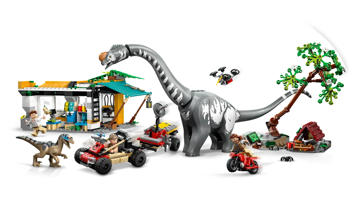 LEGO® Jurassic World: Raptor & Titanosaurus Tracking Mission
