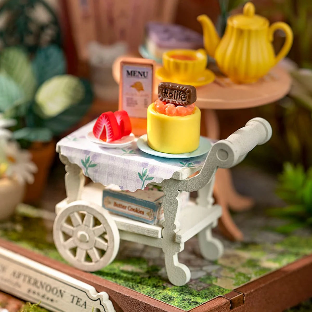 Rolife Fancy Tea Yard DIY Miniature House Kit