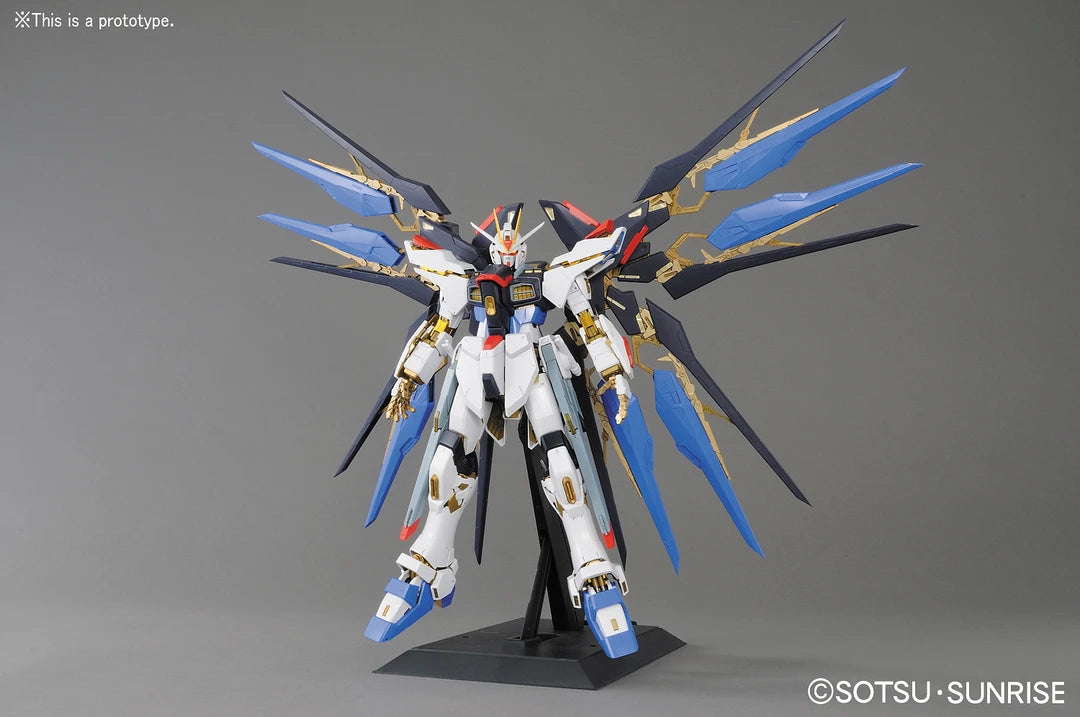 Bandai PG 1/60 Strike Freedom Gundam Plastic Model Kit