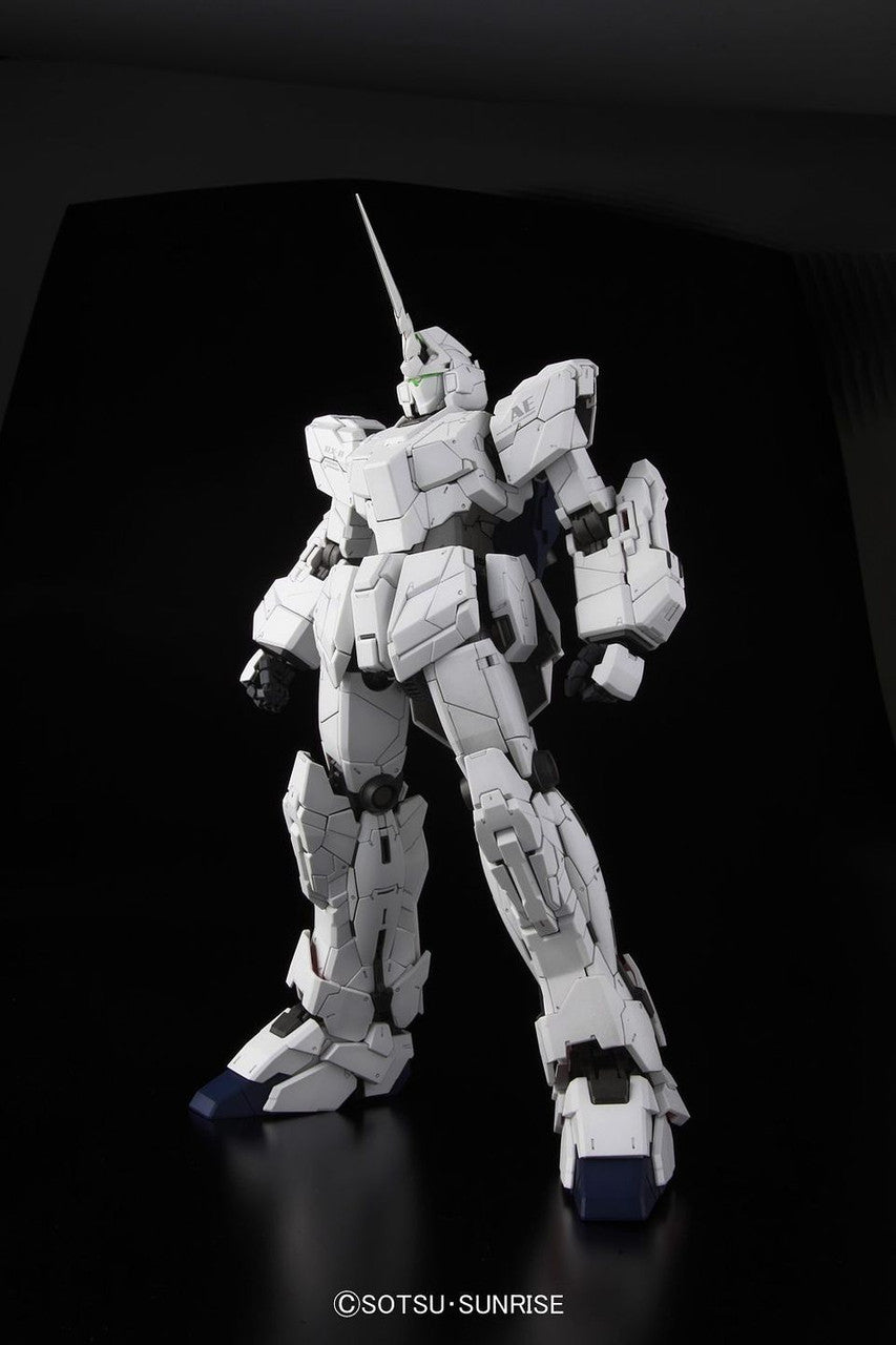 Unicornio Gundam UC Bandai
