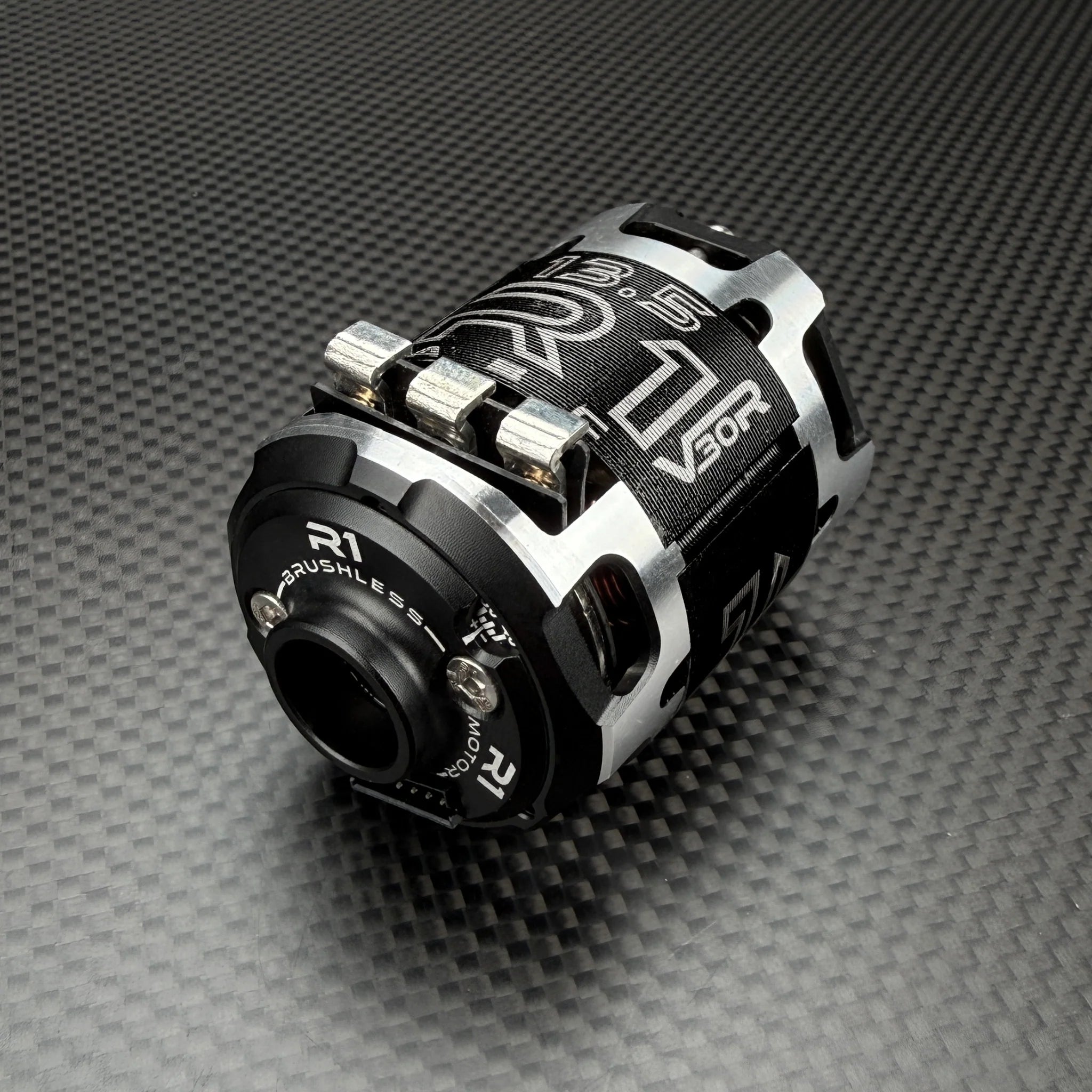 R1 Wurks V30R 13.5T Brushless Motor (IFMAR WORLDS 2026)