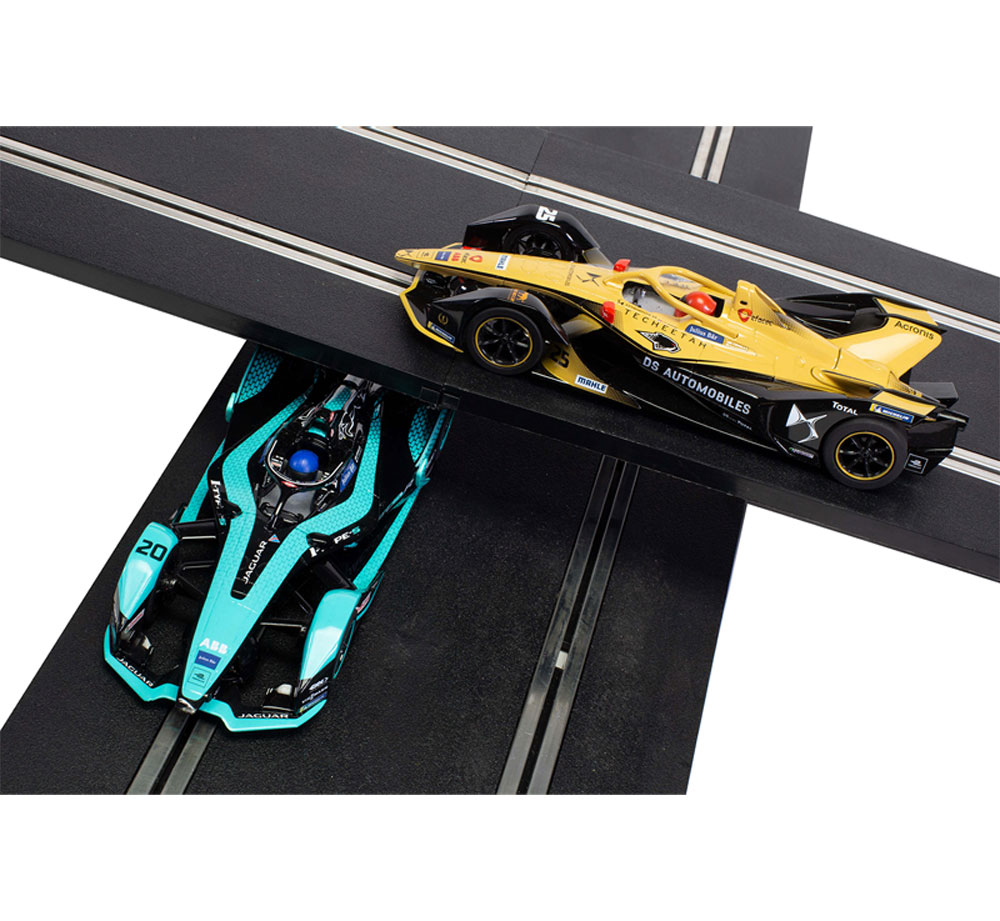 Scalextric Spark Plug Formula E World Championship 1/32 Slot Car Track Set