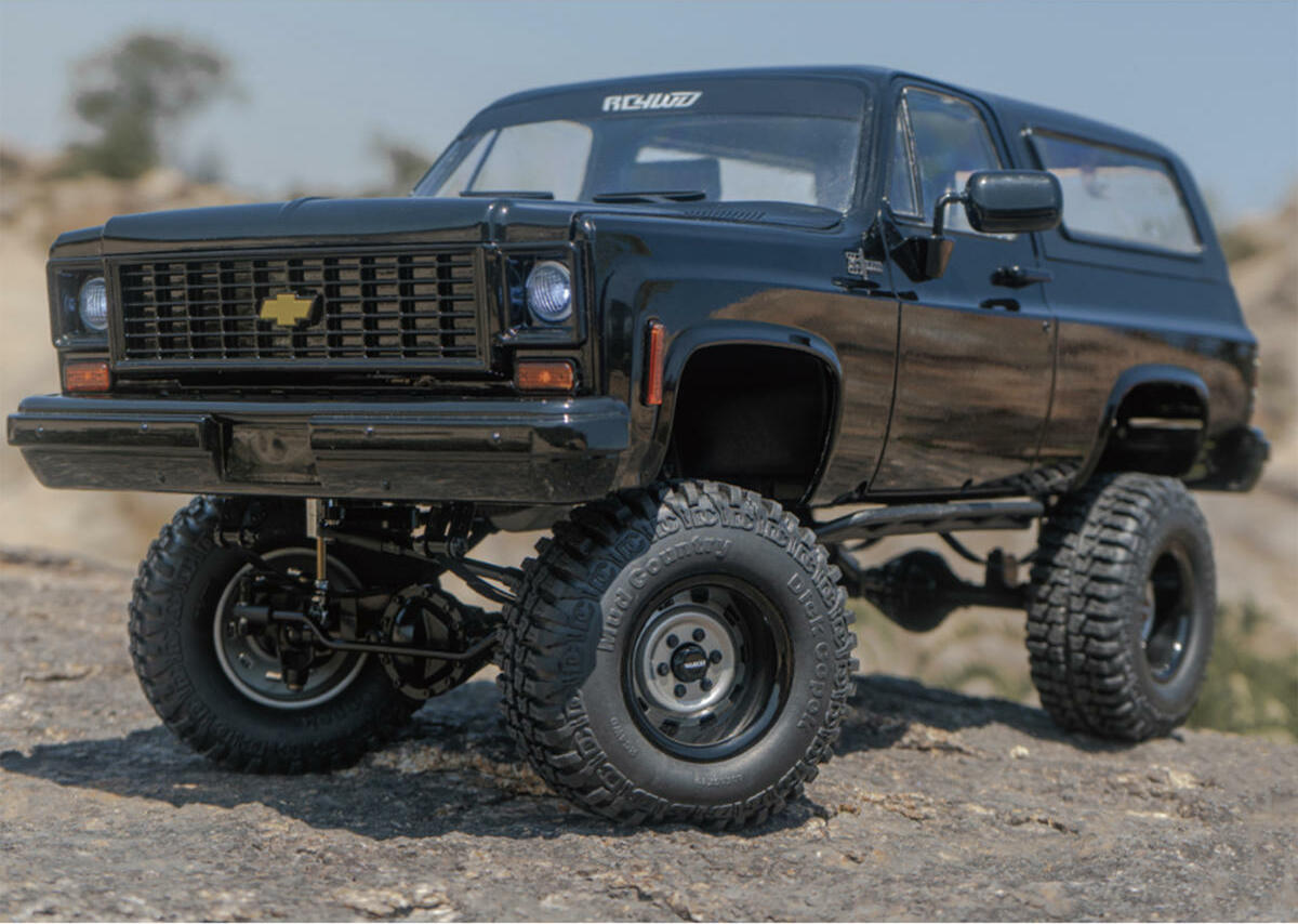 RC4WD Trail Finder 2 RTR Scale Truck with Chevrolet Blazer Body Set