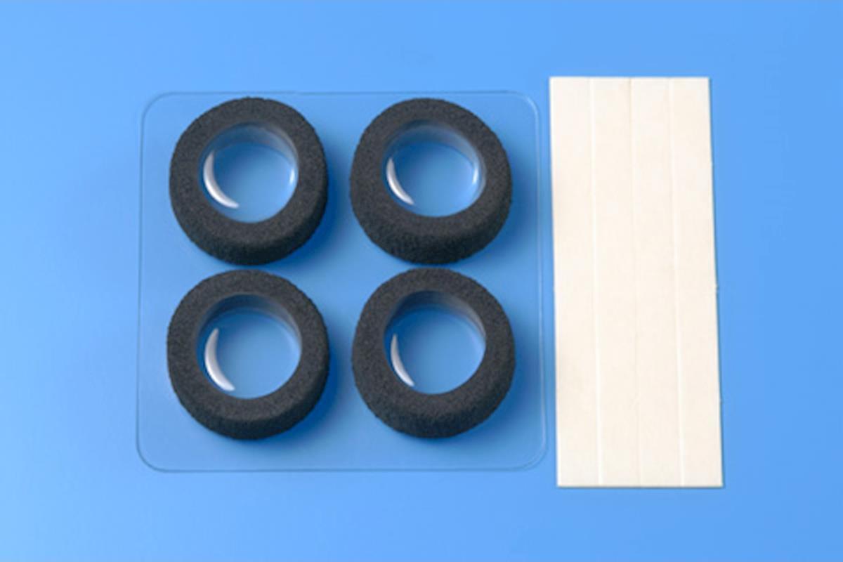 Tamiya JR Narrow Reston Sponge Tires (Black)