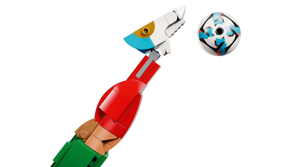 LEGO® Editions: Cristiano Ronaldo – Soccer Legend
