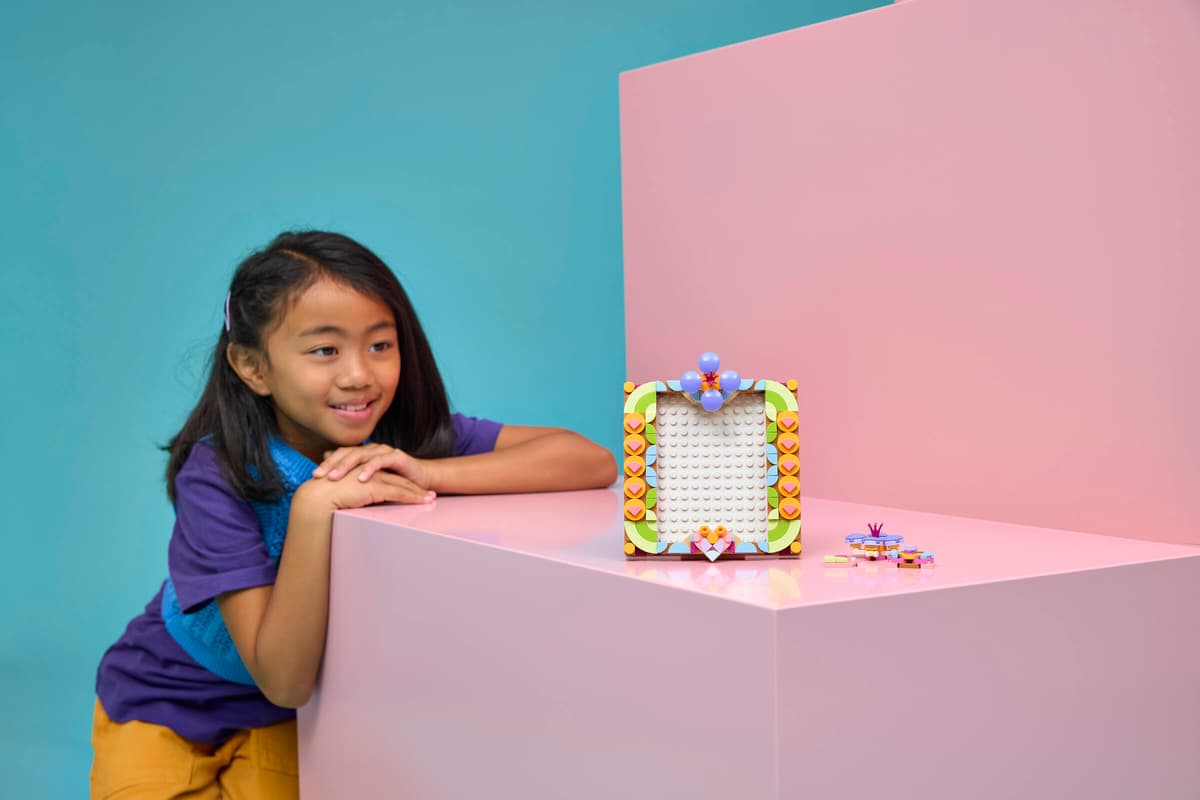 LEGO® Creator: Floral Art Decor Painting