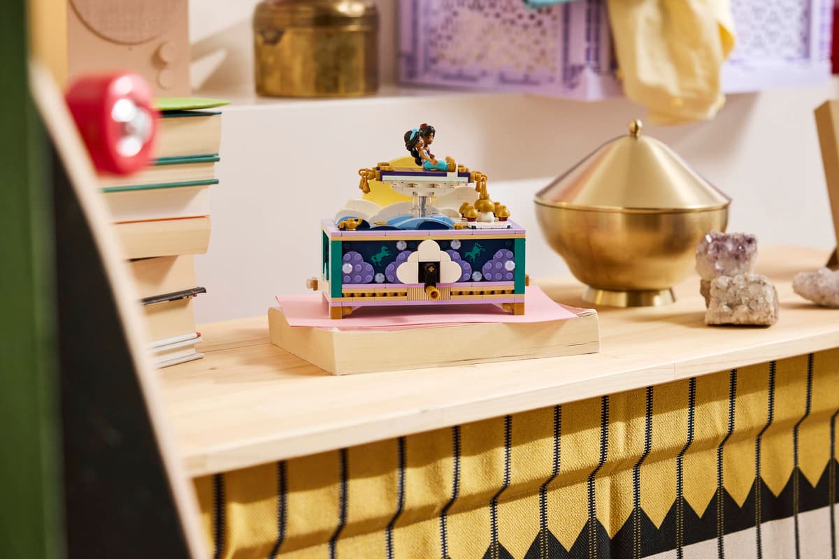 LEGO® Disney: Jasmine's Jewelry Box