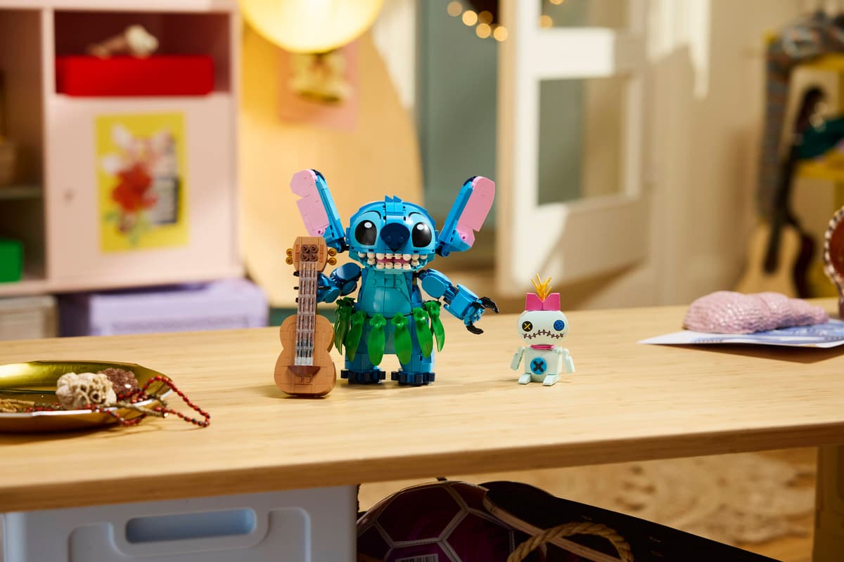 LEGO® Disney: Stitch & Scrump