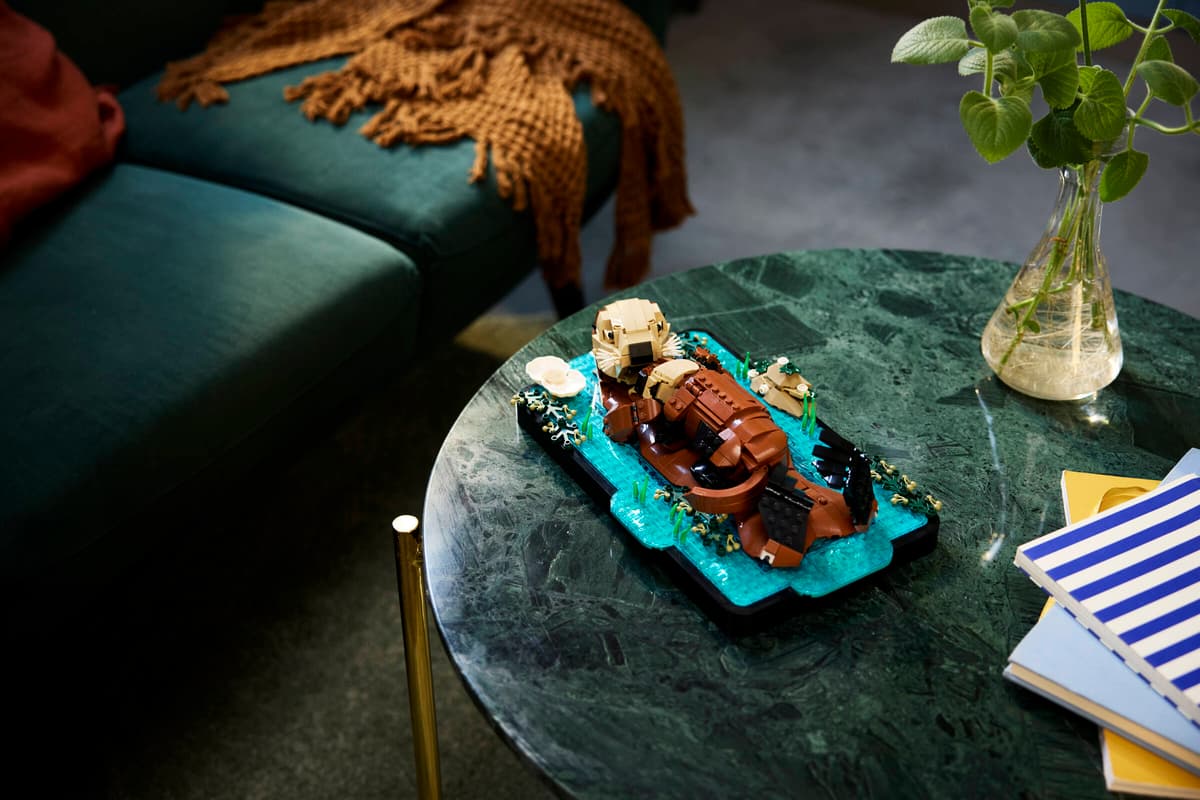 LEGO® Ideas: Floating Sea Otters