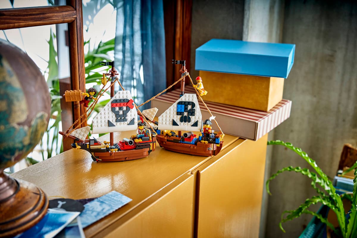 LEGO® Creator: Iconic Pirate Ship