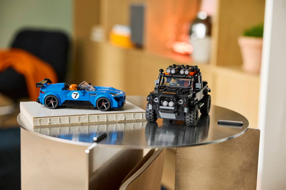 LEGO® Speed Champions: Jaguar Project 7 & Land Rover Defender