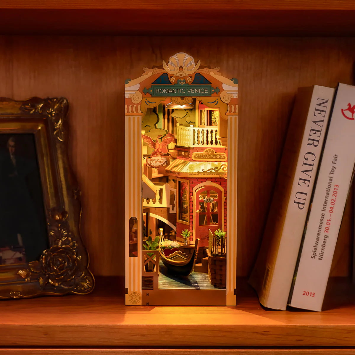Rolife Romantic Venice DIY Book Nook Shelf Insert Kit