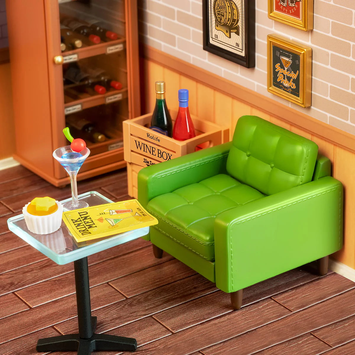 Rolife Leisurely Cheers Bar DIY Super Creator Miniature House Kit