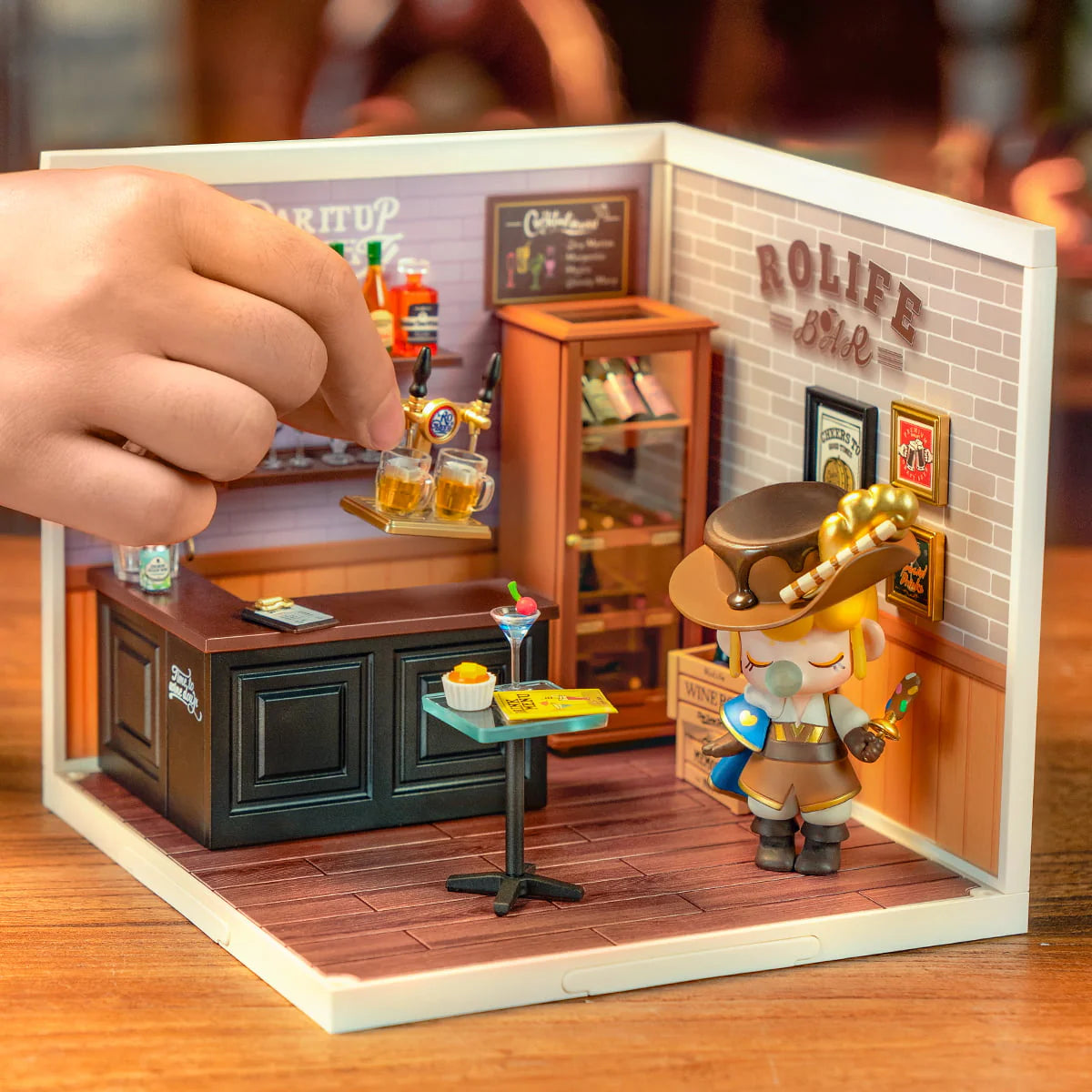 Rolife Leisurely Cheers Bar DIY Super Creator Miniature House Kit