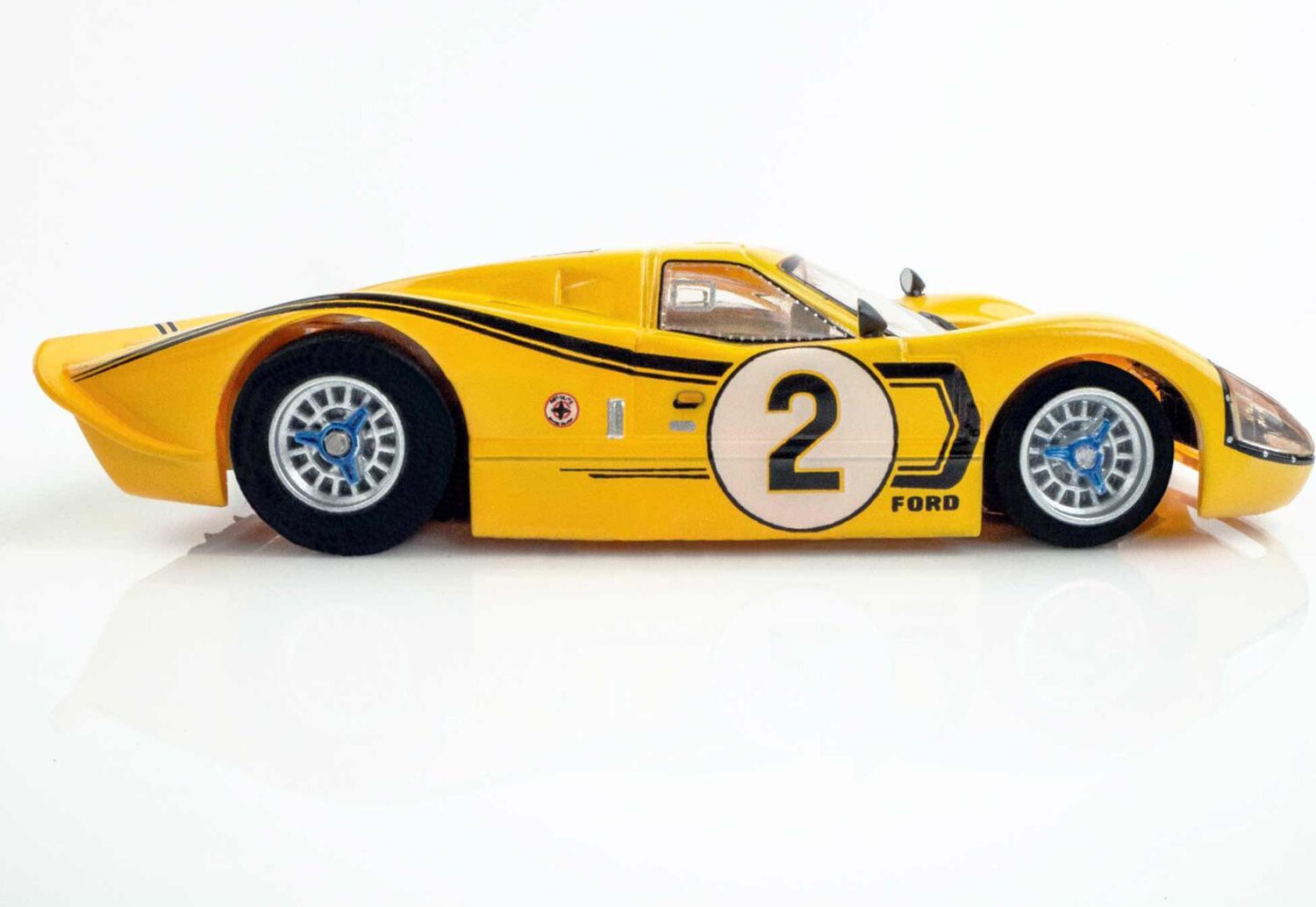 HO Ford GT40 Mk.IV #2 Mega G+ Slot Car, Yellow