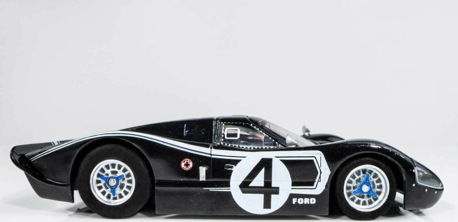 Ford GT40 MkIV #4